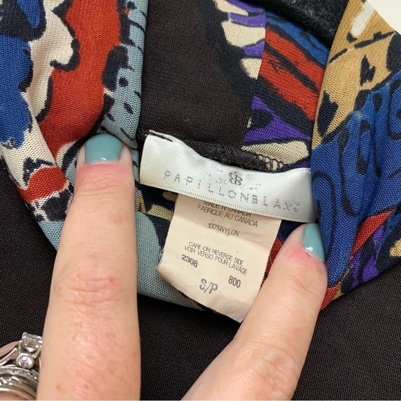 Papillon Blanc Mesh Turtleneck - Picture 5 of 9